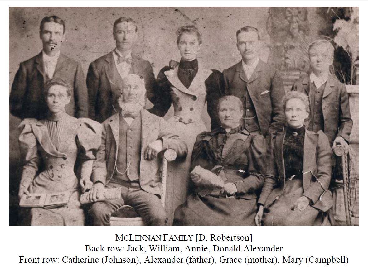 Photo of photos/Alexander McLennan & Grace (Finlayson) fam group portrait
